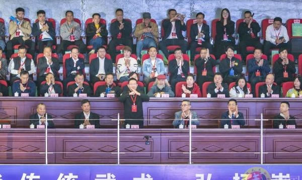 第十八届全国武术之乡比赛(精英赛)在广宁开幕 第十八届全国武术之乡比赛(精英赛)在广宁开幕